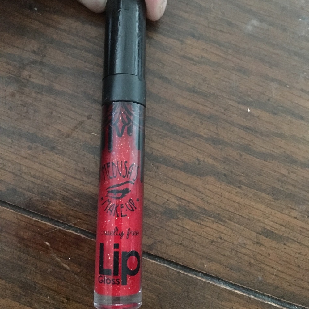 Lip bundle